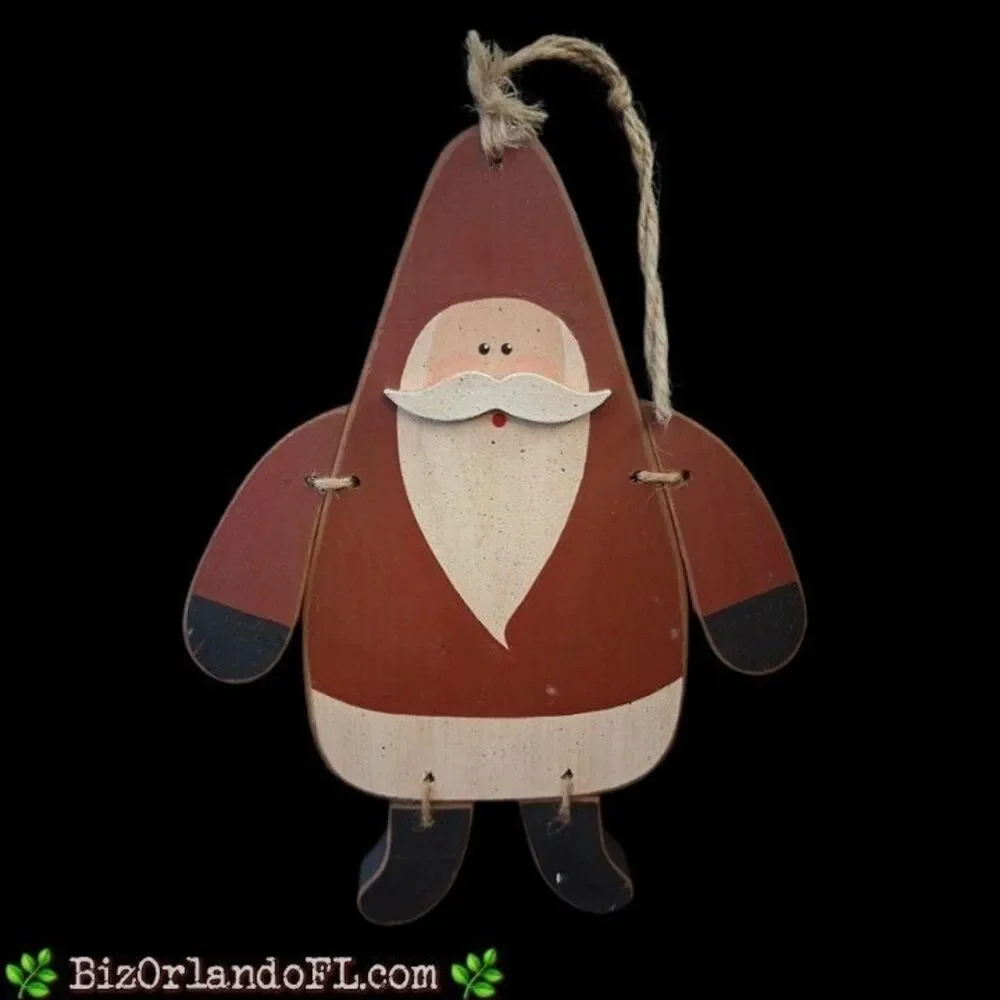 VINTAGE: Handcrafted / Handpainted Wooden Santa Claus ** UNIQUE & RARE FIND **